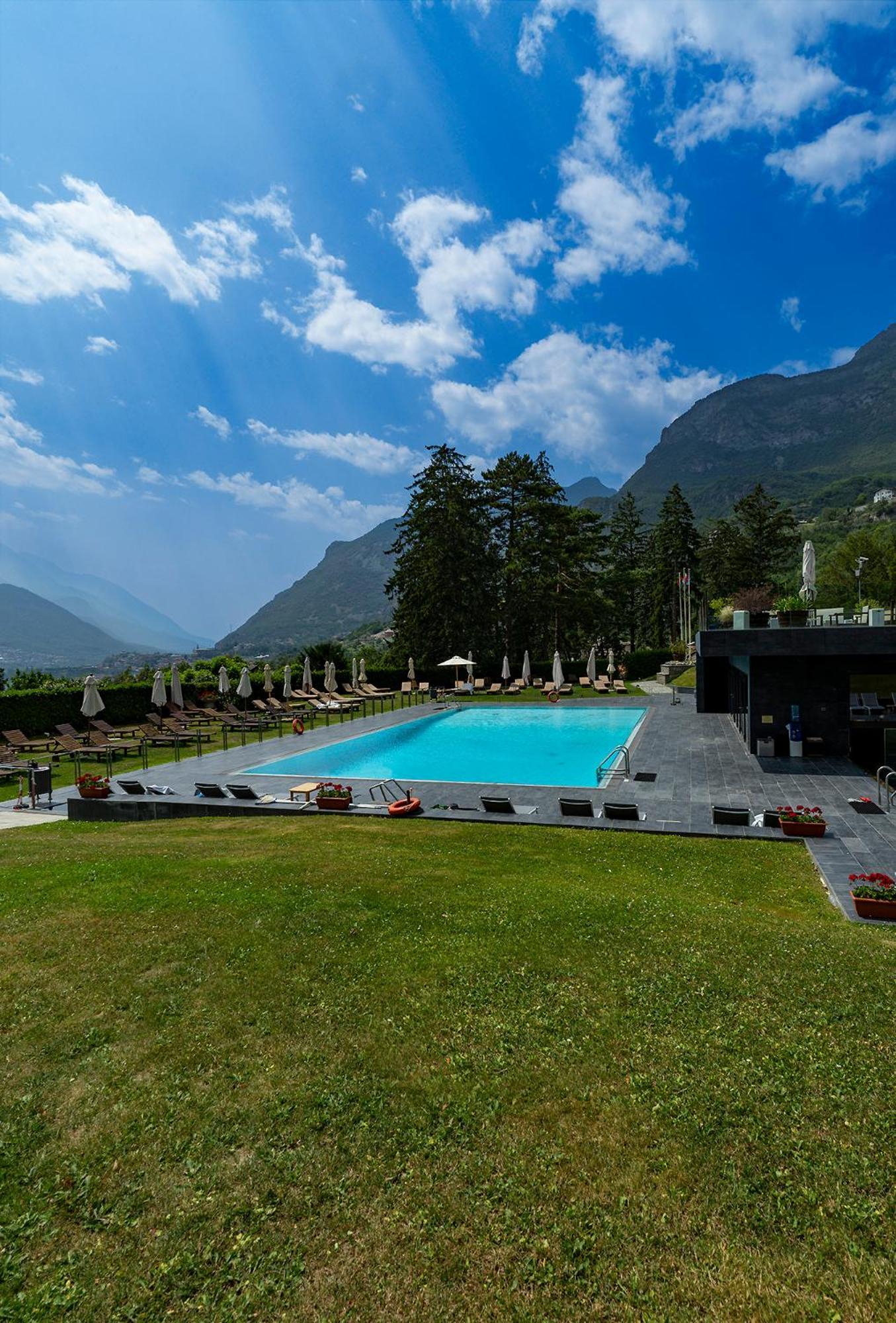 Grand Hotel Billia Сент-Винсент Экстерьер фото